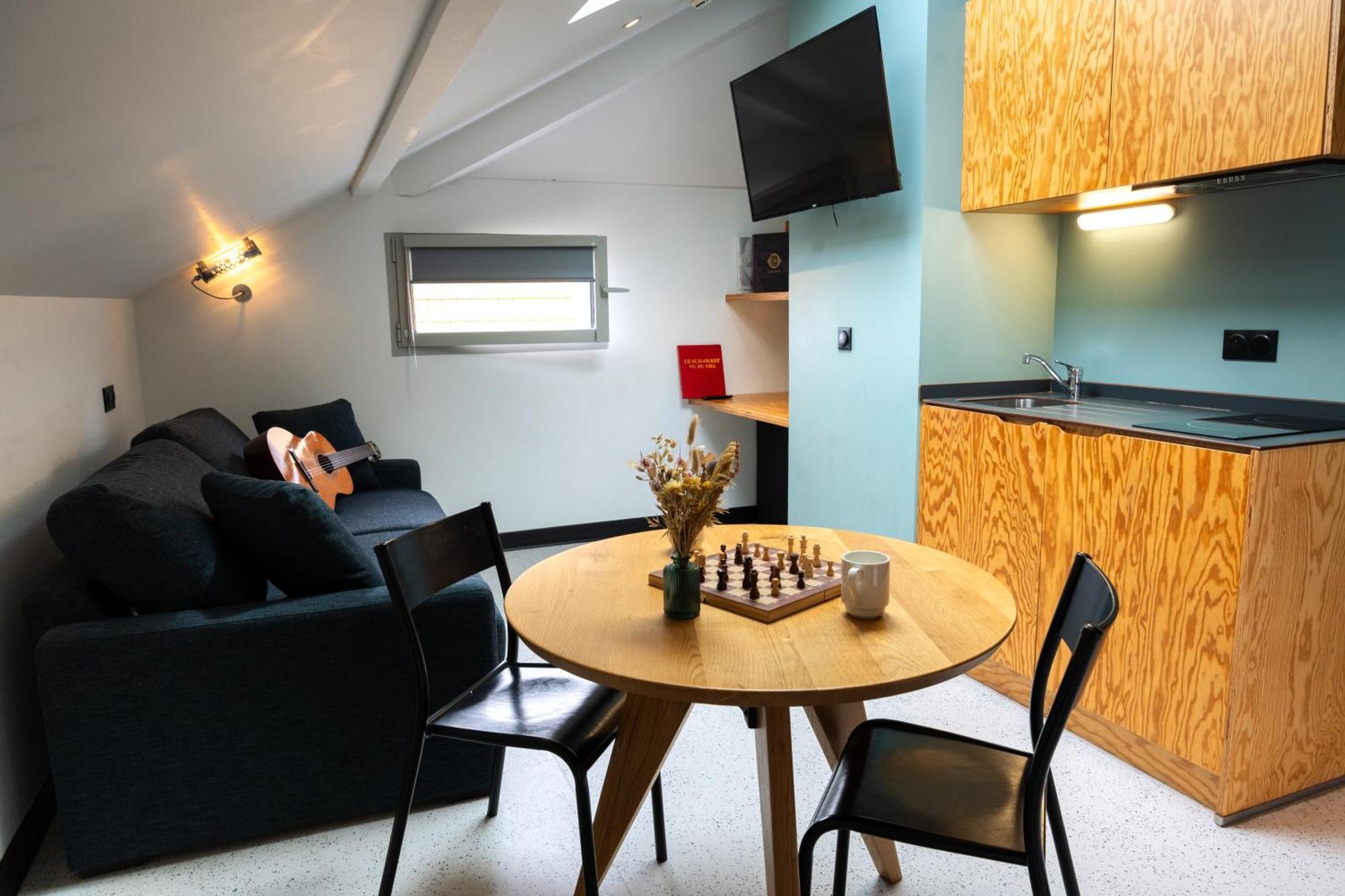 Hotel Eklo Bordeaux Centre Bastide Exteriér fotografie